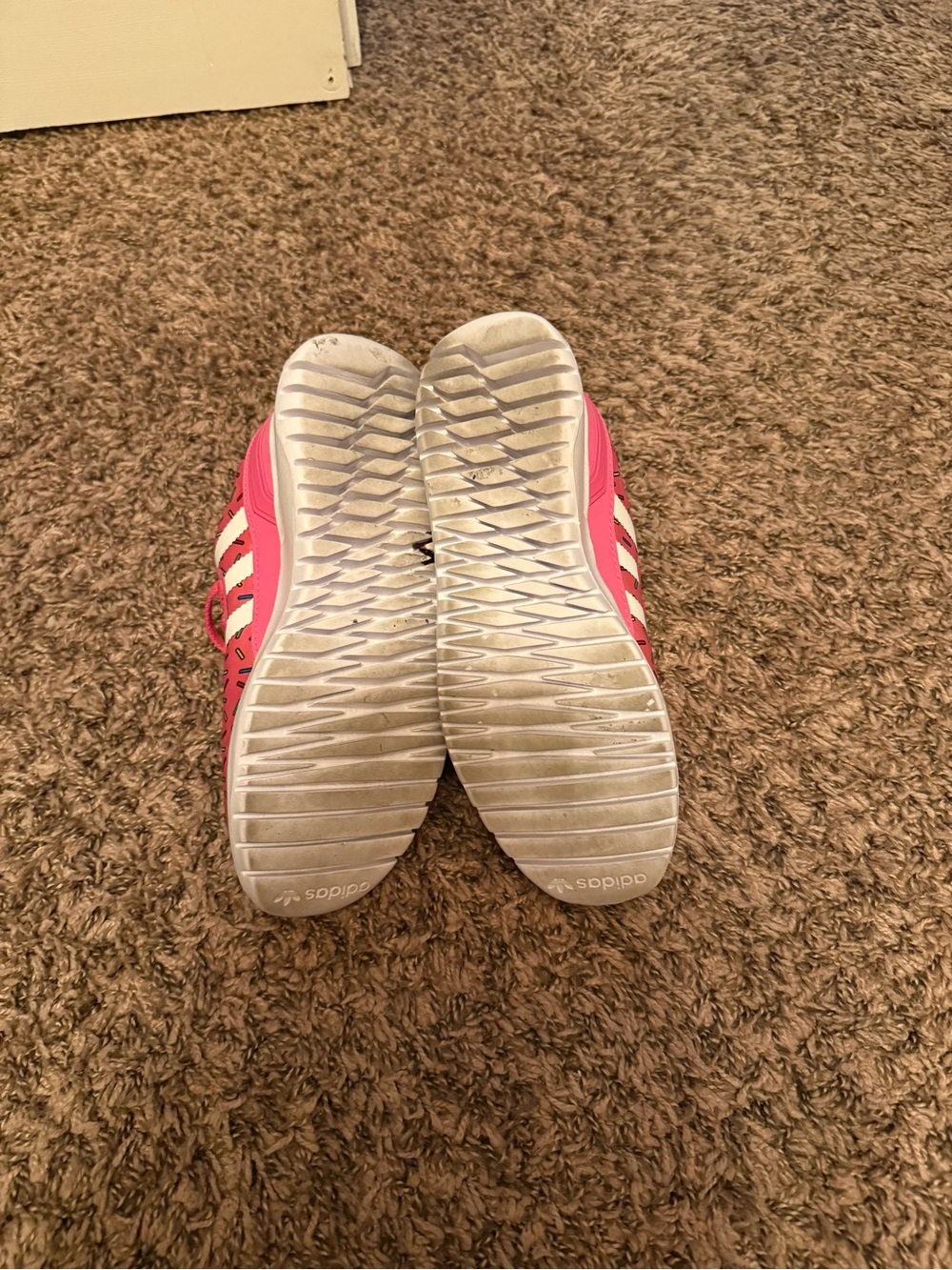 adidas Kids Pink 'The Simpsons' Donut Sprinkles Sneakers - Picture 5 of 5